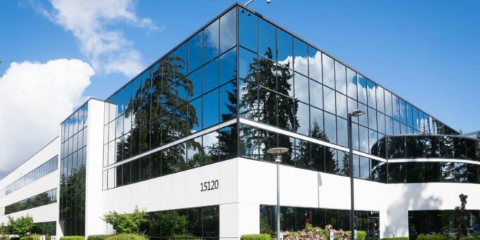 Technology and Wellness in Luxury Healthcare integration
